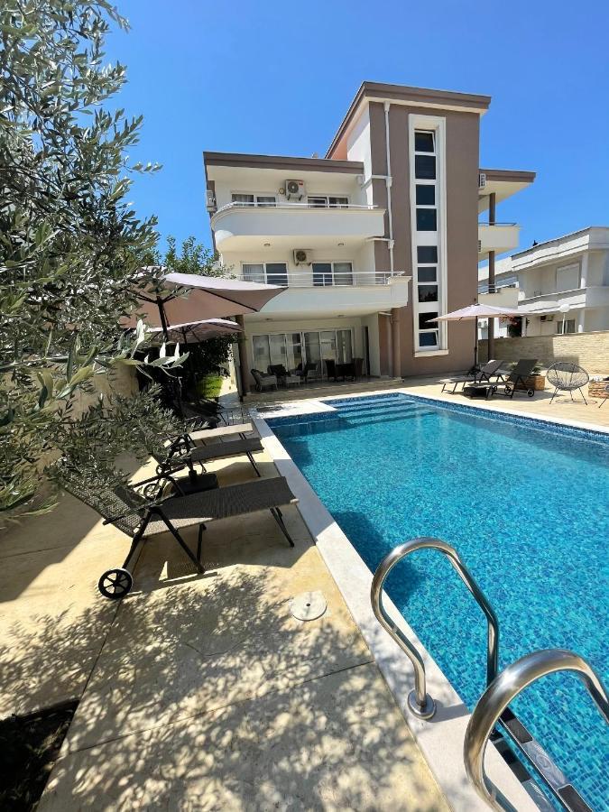 Apartments Harris Ulcinj Extérieur photo