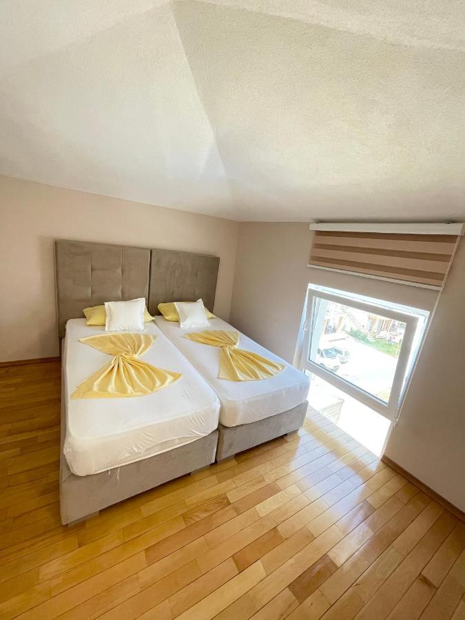 Apartments Harris Ulcinj Extérieur photo