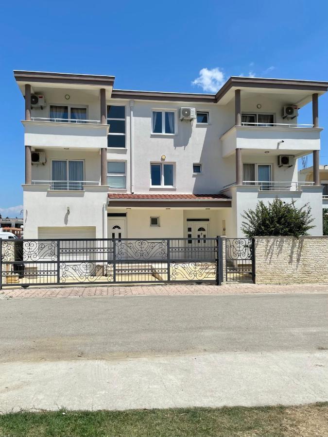 Apartments Harris Ulcinj Extérieur photo