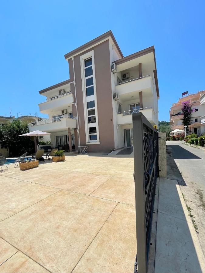 Apartments Harris Ulcinj Extérieur photo